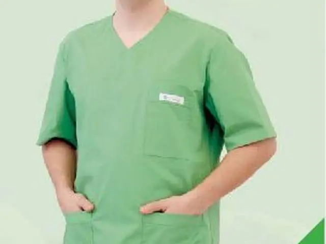 Unisex műtős ing 4505 - Stefán, v.kék, 185g/m2, 100% pamut, 90C mosható.