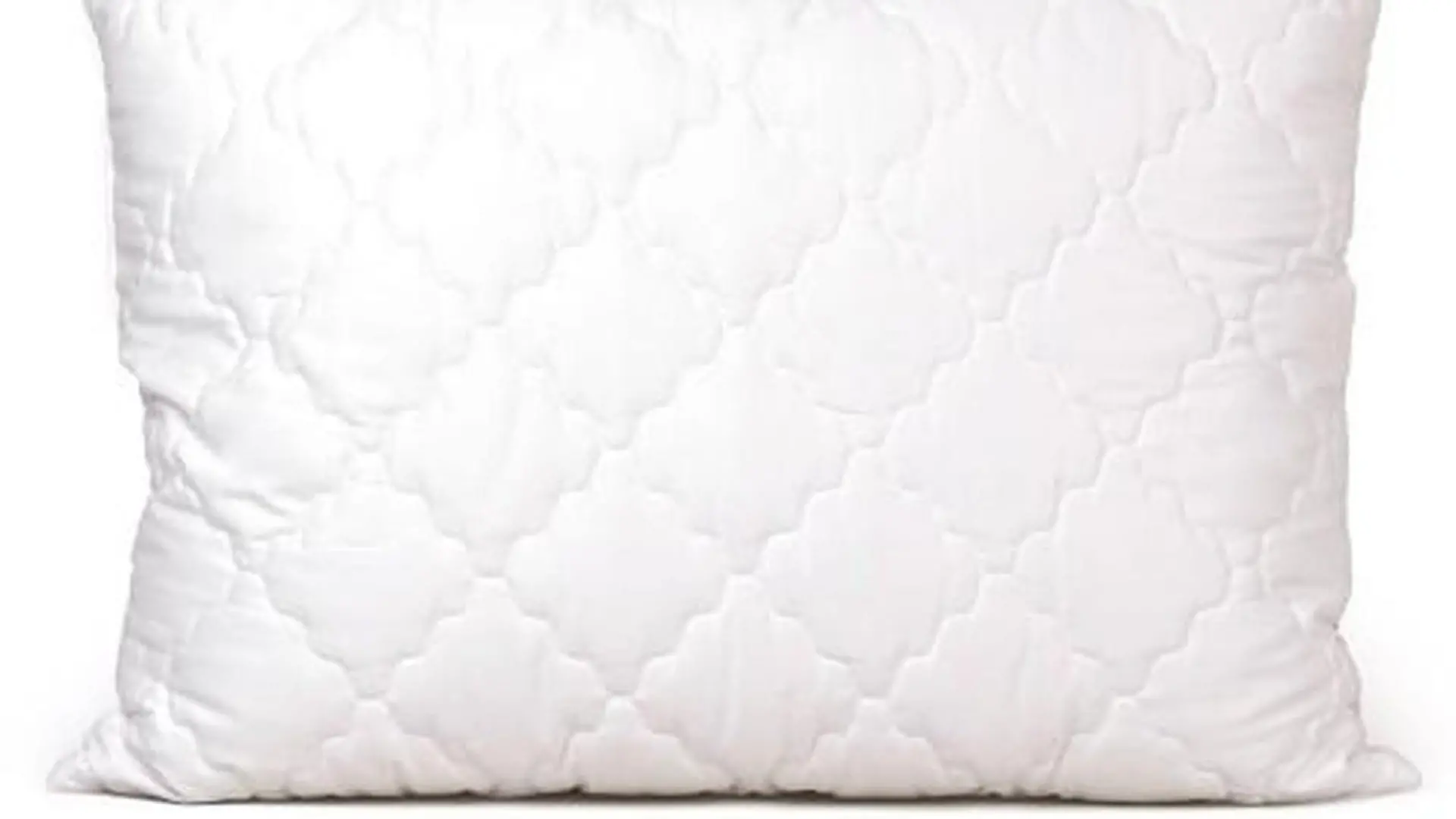 Szivaccsal töltött párna 6201 - Alapanyag:Liza, fehér,  170g/m2, 100% pamut, 90C mosható. Töltet: darált szivacs. Mérete: 50x70.